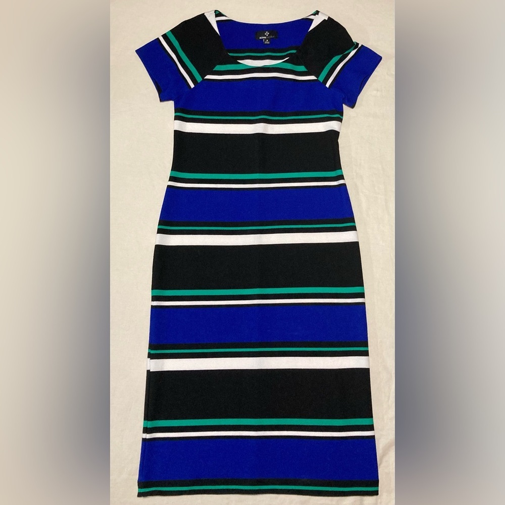 Ronni Nicole Striped Sheath Dress with Short Sleeves in Royal Blue, Green, White